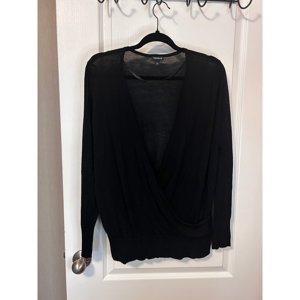 Torrid Black‎ Wrap Knit Sweater Long Sleeve V Neck Size 1